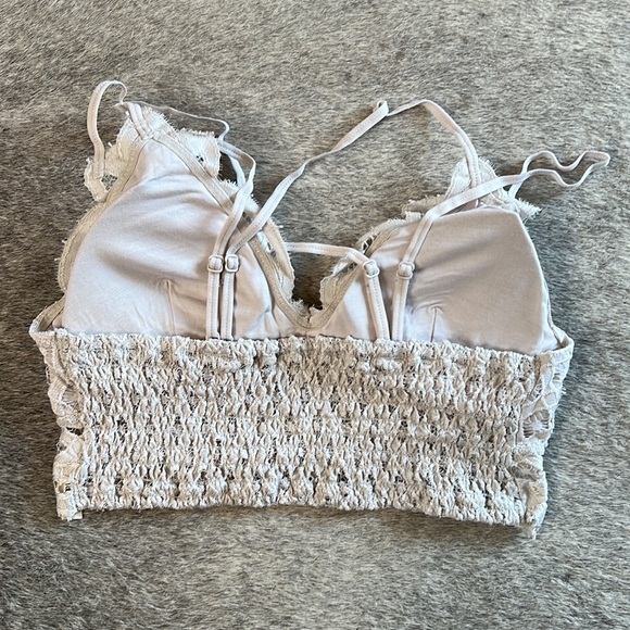 Yahada - Tan Bralette - Picture 2 of 4